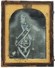 STAUNTON, SHENANDOAH VALLEY OF VIRGINIA MASONIC QUARTER-PLATE DAGUERREOTYPE PORTRAIT