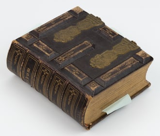 ALBUM OF QUAKERS, ABOLITIONISTS, REFORMERS, AND OTHER CDV PHOTOGRAPHS