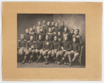 WASHINGTON & LEE UNIVERSITY, LEXINGTON, SHENANDOAH VALLEY OF VIRGINIA FOOTBALL TEAM PHOTOGRAPH