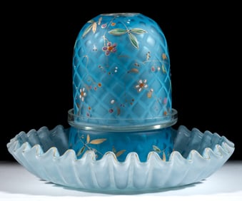 VICTORIAN DECORATED DIAMOND QUILT AIR-TRAP MOTHER-OF-PEARL SATIN GLASS FAIRY LAMP