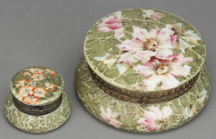 WAVE CREST KELVA ENAMEL-DECORATED ART GLASS BOXES, LOT OF TWO