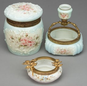 WAVE CREST ENAMEL-DECORATED ART GLASS ARTICLES, LOT OF THREE