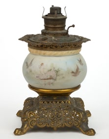 VICTORIAN DECORATED  KEROSENE VASE LAMP