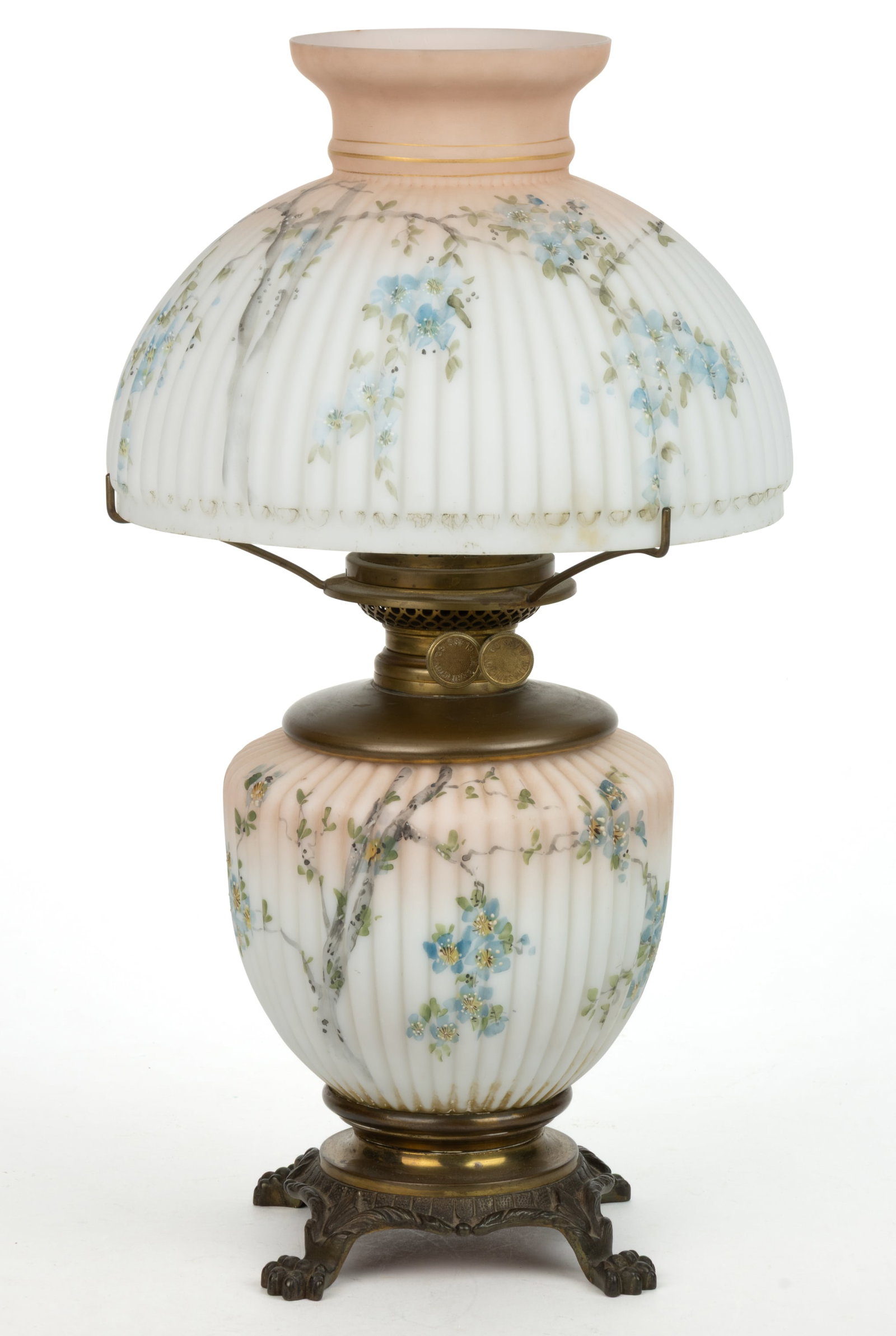 PAIRPOINT / MT. WASHINGTON DECORATED RIBBED KEROSENE VASE LAMP (1 of 2)