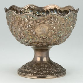 ANDREW ELLICOTT WARNER, BALTIMORE, MARYLAND REPOUSSE STERLING SILVER COMPOTE