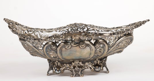 GORHAM ROCOCO-STYLE STERLING SILVER RETICULATED BASKET / CENTERPIECE BOWL