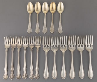 GORHAM AND TOWLE STERLING SILVER FORKS AND SPOONS, LOT OF 17