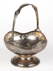 AMERICAN STERLING SILVER HANDLED BASKET