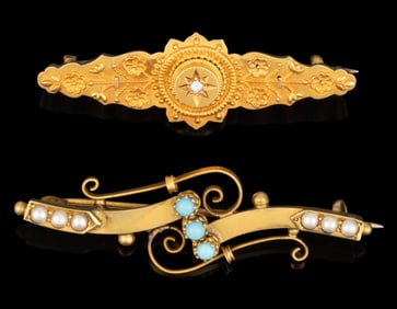 BRITISH VICTORIAN / EDWARDIAN 9K AND 15K YELLOW GOLD BAR PINS / BROOCHES, LOT OF TWO