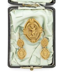 VICTORIAN / ANTIQUE CARVED LAVA CAMEO THREE-PIECE JEWELRY ENSEMBLE