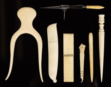 ASSORTED BONE NEEDLEWORKING / SEWING TOOLS, LOT OF SEVEN