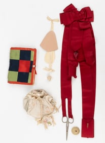 ASSORTED FABRIC NEEDLEWORKING / SEWING ARTICLES, LOT OF FOUR