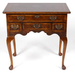 ENGLISH VENEERED MIXED-WOOD DRESSING TABLE