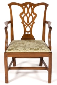 ENGLISH GEORGIAN MAHOGANY ARMCHAIR