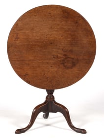 AMERICAN OR ENGLISH WALNUT QUEEN ANNE TILT-TOP TEA TABLE