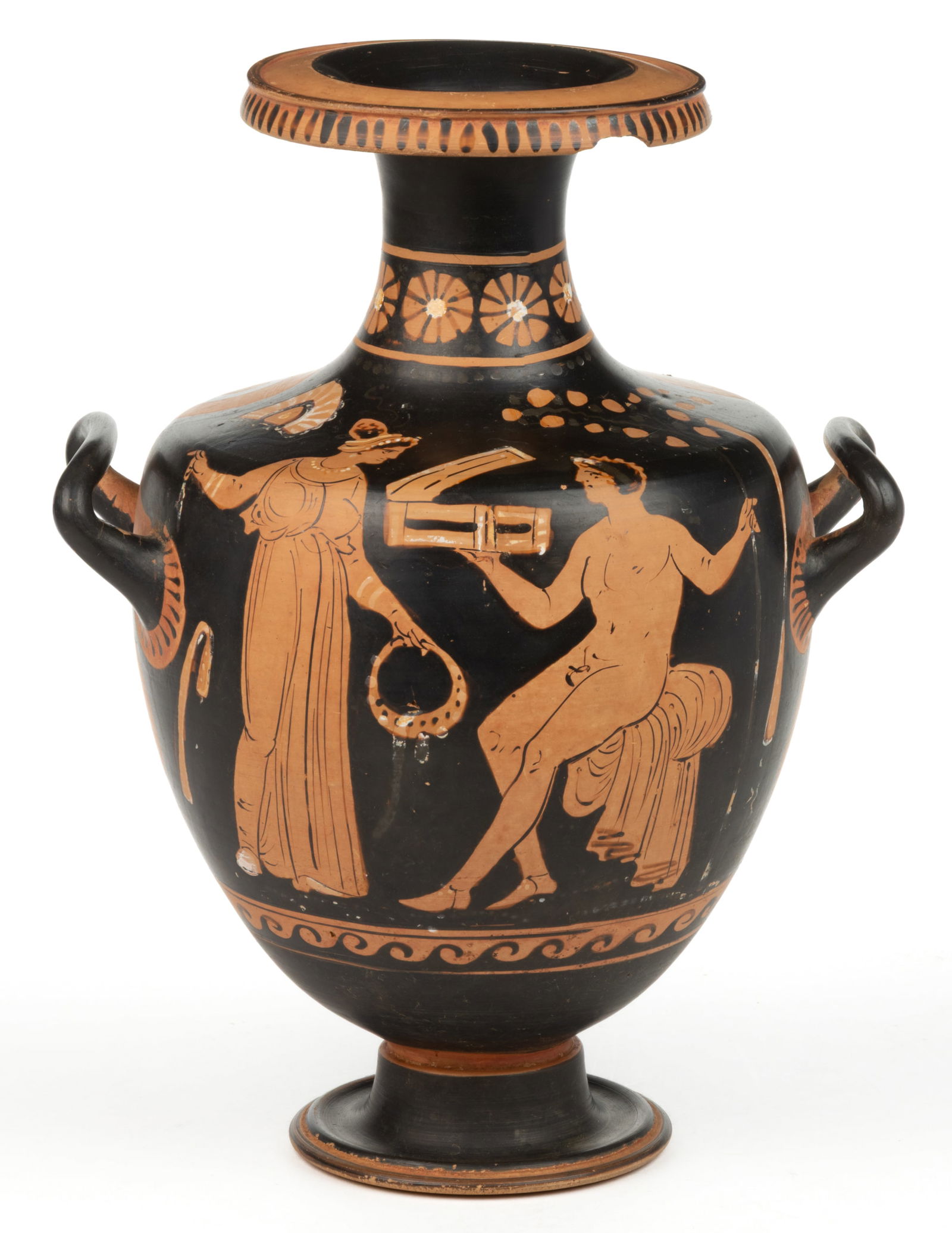 GREEK / APULIAN RED-FIGURE POTTERY HYDRIA / WATER JAR: GREEK / APULIAN RED-FIGURE POTTERY HYDRIA / WATER JAR, having two horizontal handles to sides and a vertical handle to back, featuring a nude young man seated on a mantle, a branch