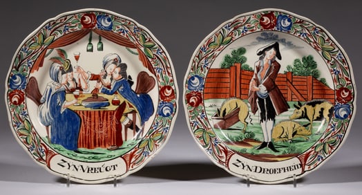 ENGLISH STAFFORDSHIRE CREAMWARE HAND-PAINTED CERAMIC PLATES, LOT OF TWO