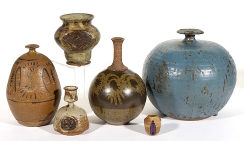 ASSORTED STUDIO POTTERY ARTICLES, LOT OF SIX