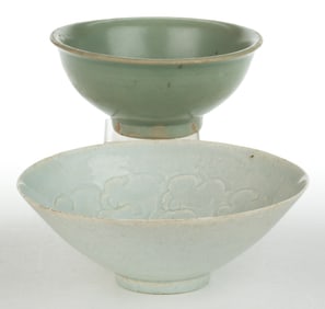 CHINESE STONEWARE CELADON BOWLS, LOT OF TWO