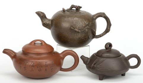CHINESE YIXING ZISHA CLAY TEAPOTS, LOT OF THREE