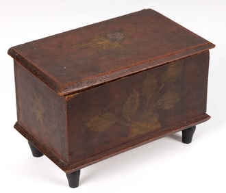 STIREWALT FAMILY, SHENANDOAH VALLEY OF VIRGINIA, PAINT-DECORATED YELLOW PINE TRINKET BOX