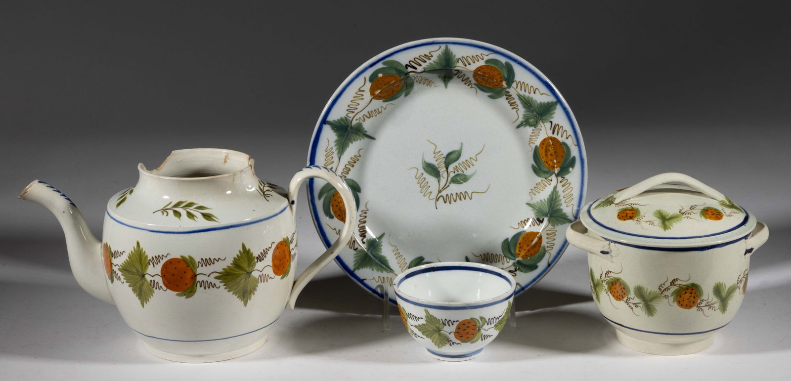 BRITISH PEARLWARE HAND-PAINTED STRAWBERRY MOTIF CERAMIC TEA ARTICLES, LOT OF FOUR (1 of 3)