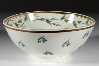 BRITISH PEARLWARE HAND-PAINTED FLORAL MOTIF CERAMIC PUNCH BOWL