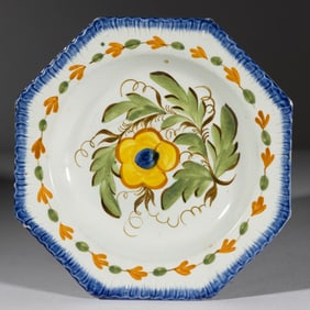 BRITISH PEARLWARE BLUE SHELL EDGE HAND-PAINTED FLORAL MOTIF CERAMIC PLATE