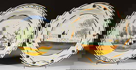 BRITISH PEARLWARE HAND-PAINTED HOUSE MOTIF CERAMIC PLATES, LOT OF TWO: BRITISH PEARLWARE HAND-PAINTED HOUSE MOTIF CERAMIC PLATES, LOT OF TWO, each having polychrome-decorated scenes with birds in the sky, layered ground and green-sponged trees, comprising one exampl