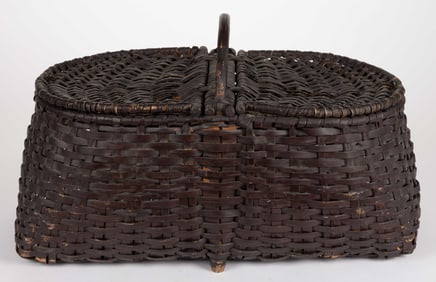 NEW ENGLAND, POSSIBLY NEW YORK, STAVE-TYPE WOVEN-SPLINT LARGE COVERED BASKET