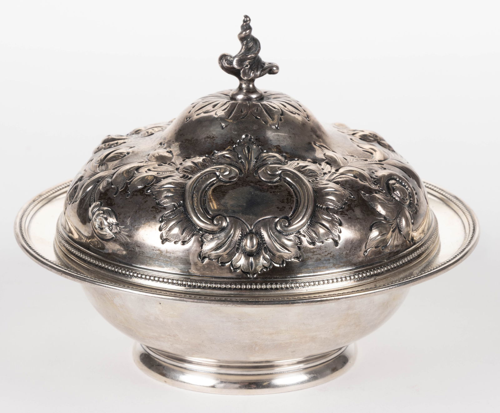 SAMUEL WILMOT, JR., CONNECTICUT OR GEORGIA RETAILED, COIN SILVER COVERED BUTTER DISH (1 of 3)