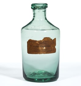 NEW ENGLAND / NEW YORK FREE-BLOWN UTILITY BOTTLE