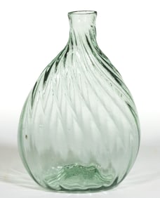 MIDWESTERN PATTERN-MOLDED CHESTNUT-FORM POCKET FLASK