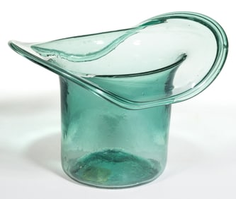 AMERICAN FREE-BLOWN LARGE HAT-FORM WHIMSEY