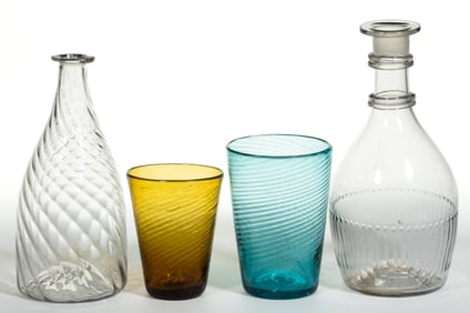 ASSORTED PATTERN-MOLDED ARTICLES, LOT OF FOUR