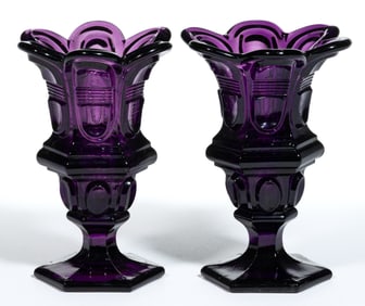 PRESSED ELONGATED LOOP WITH BISECTING LINES / BARRED OVALS PAIR OF FLOWER STANDS / VASES