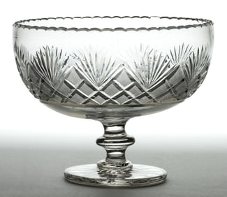 CUT STRAWBERRY DIAMONDS AND FANS OPEN COMPOTE