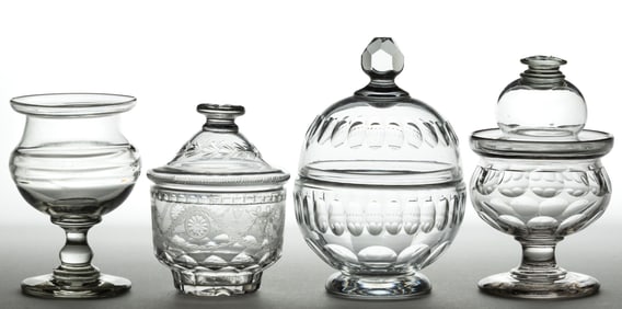 ASSORTED BLOWN AND ENGRAVED BOWLS, LOT OF FOUR