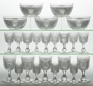 CUT DIAMOND POINT / SHARP DIAMOND (OMN) GLASS ARTICLES, LOT OF 23