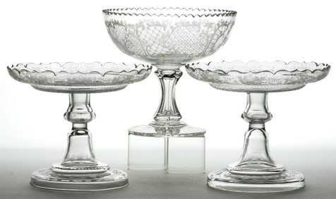 ASSORTED FREE-BLOWN AND ENGRAVED GLASS OPEN COMPOTES, LOT OF THREE