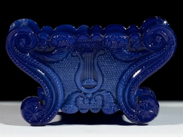 LE-1 LYRE PRESSED OPEN SALT