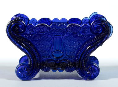 LE-2 LYRE PRESSED OPEN SALT