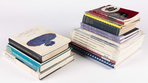 EARLY AMERICAN GLASS REFERENCE VOLUMES, LOT OF 26