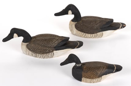 SIGNED MILES HANCOCK (CHINCOTEAGUE, VA, 1887-1974) CARVED AND PAINTED MINIATURE CANADIAN GEESE