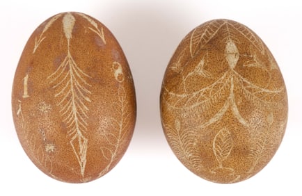 PENNSYLVANIA SGRAFFITO / SCRATCH DECORATED / PIN-CARVED EGGS, LOT OF TWO