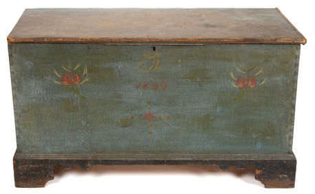 SUSSEX CO., DELAWARE PAINT-DECORATED YELLOW PINE BLANKET CHEST