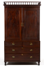 MID-ATLANTIC, POSSIBLY VIRGINIA, LATE FEDERAL MAHOGANY LINEN PRESS
