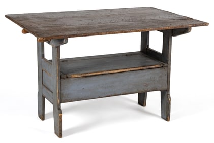 FINE NEW ENGLAND FIGURED MAPLE AND PAINTED PINE HUTCH / CHAIR TABLE