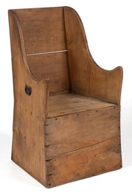 NEW ENGLAND PINE SETTLE CHAIR