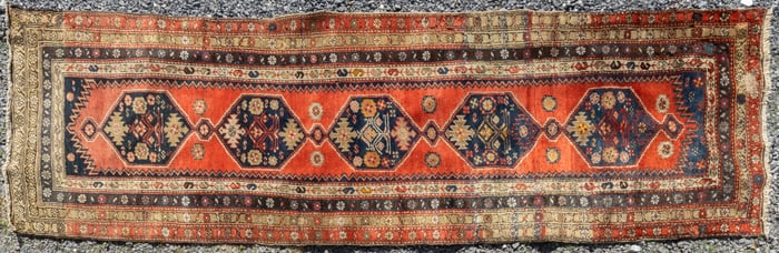 ANTIQUE TABRIZ PERSIAN RUNNER RUG / CARPET